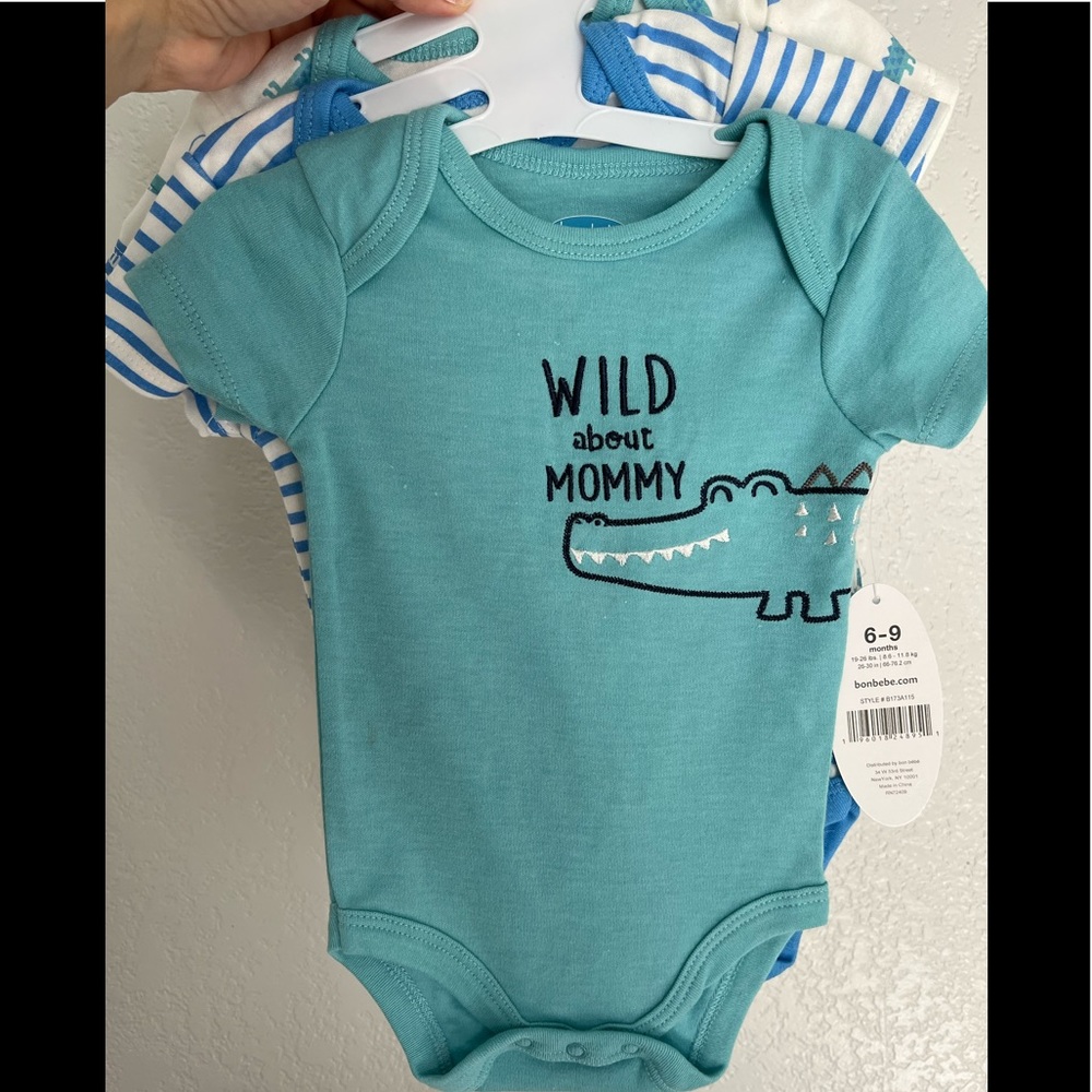 NWT 6-9M Alligator Bon BeBe onesie set of 3